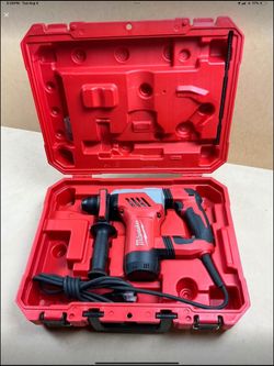 Milwaukee 5268-21 1-1/8 in. Corded SDS-Plus Rotary Hammer