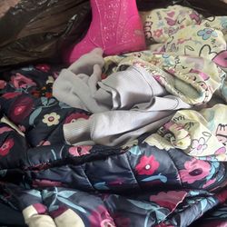 Ropa de niña edad 6 -12 ańos