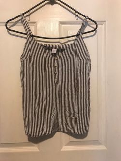 Old navy blouse size XS