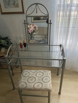 Elegant Glass Dressing Table with Bench