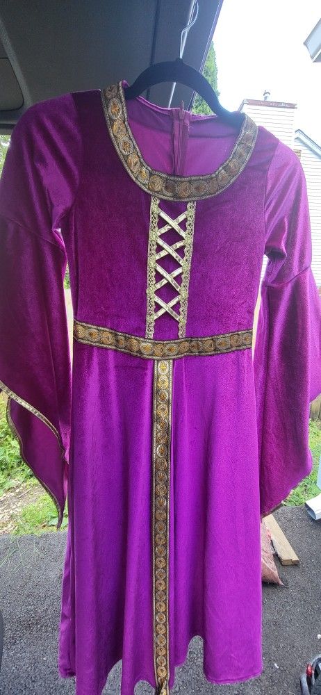 Girl's Renaissance Dress (for 7 to 13 years old)