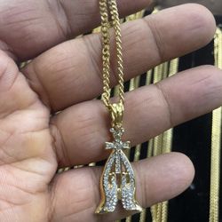 Cross With Praying Hands Charm And Chain Combo