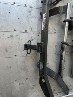 Tow/Trailer Hitch