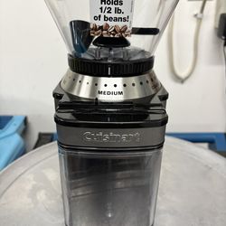 Super clean one month old, like NEW  Cuisinart DBM-8 Supreme Grind Automatic Burr Mill