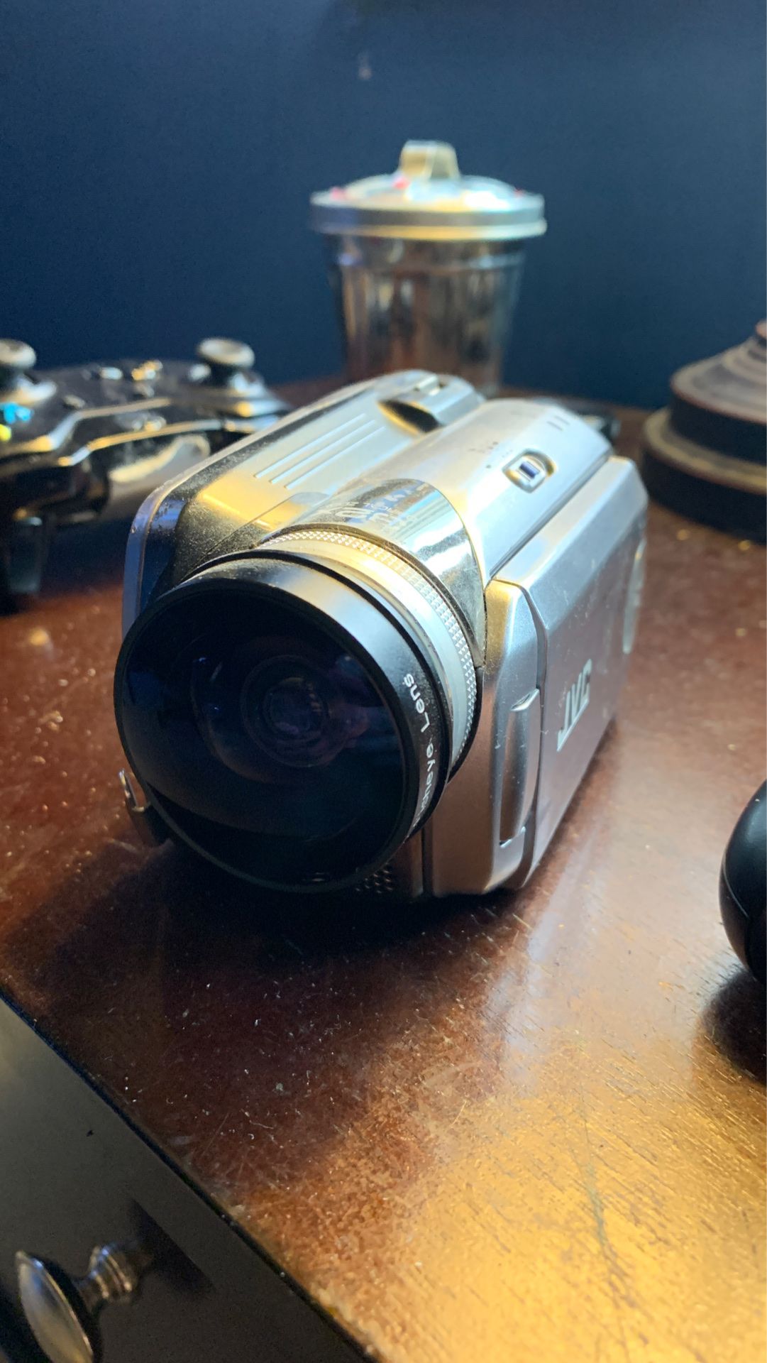 Jvc everio hard drive camcorder with fisheye
