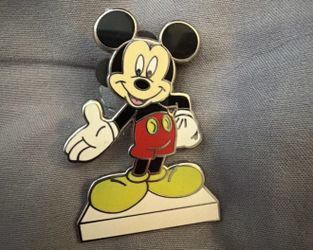 Mickey Mouse-Full Body Standing pin