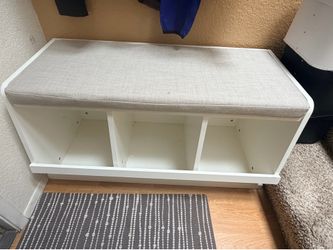 Storage bench barely used