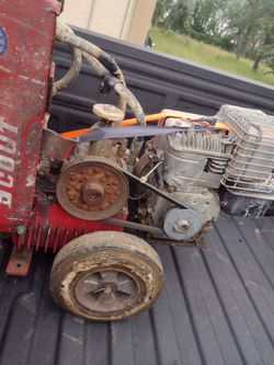 Titan Power win Scout Gas Power Airless Paint Sprayer