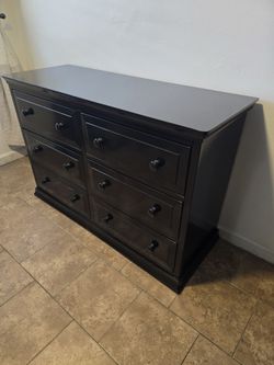 Medium Size Dresser 48L 18W 32H Delivery Available