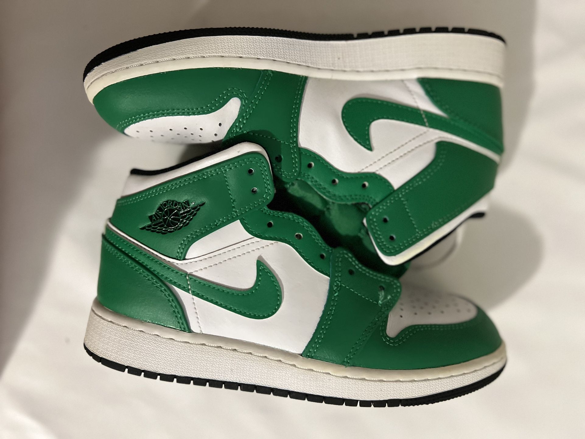 Jordan 1’s Size 5