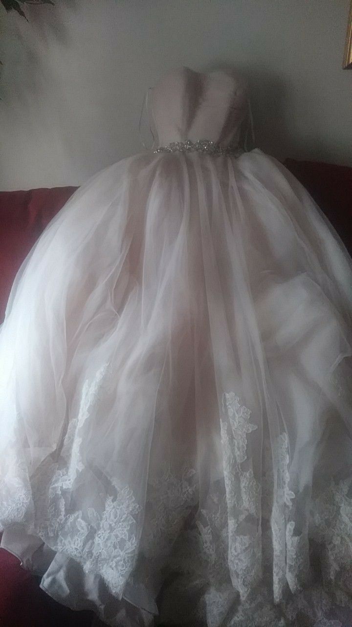 Champagne wedding dress(size 4)
