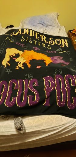 Hocus pocus throw blanket!