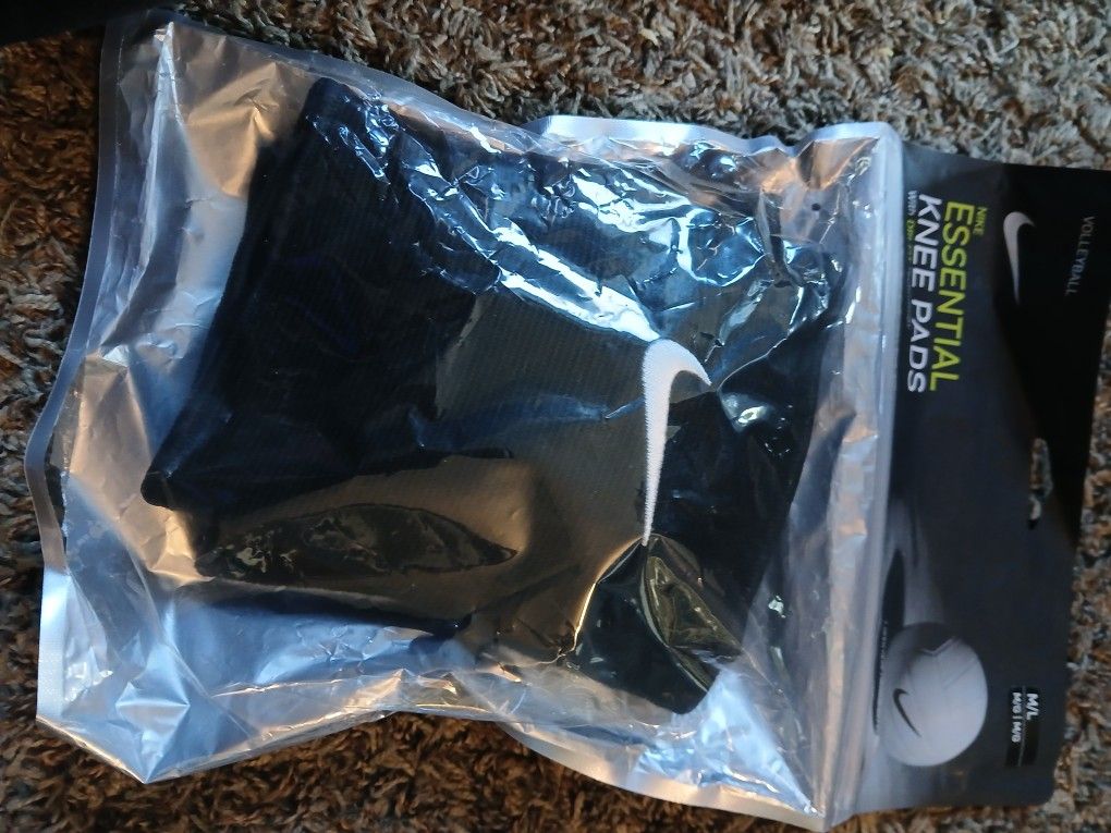 Nike Volleyball Knee Pads- M/L