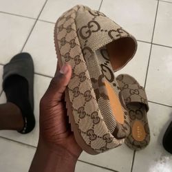 Gucci Slides 