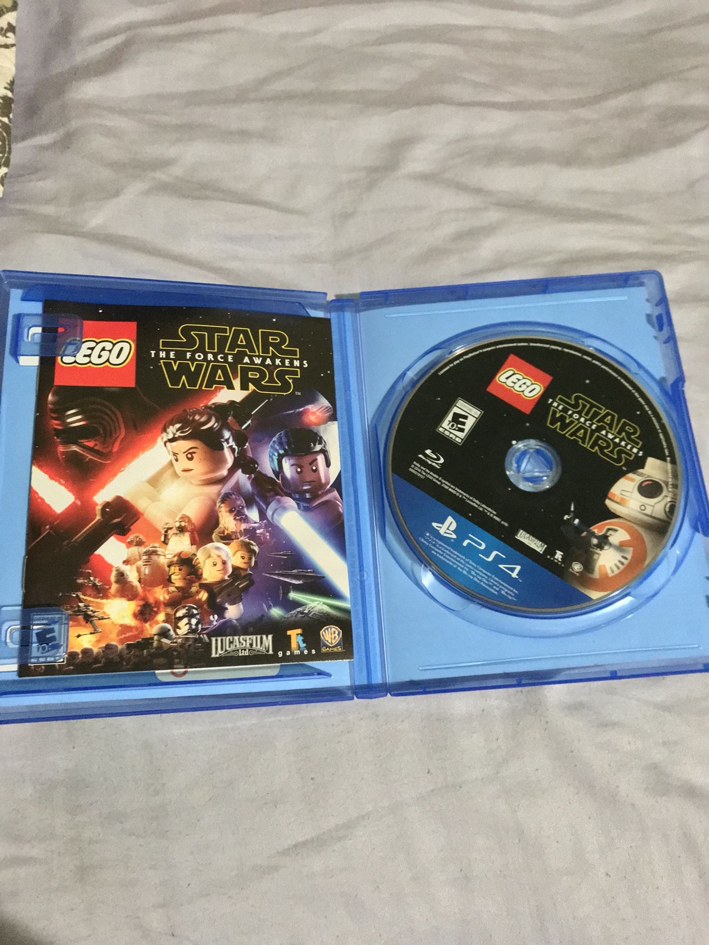LEGO Star Wars the Force Awakens PS4