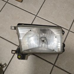 4Runner Headlights