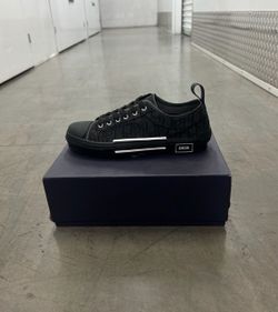Dior shoes