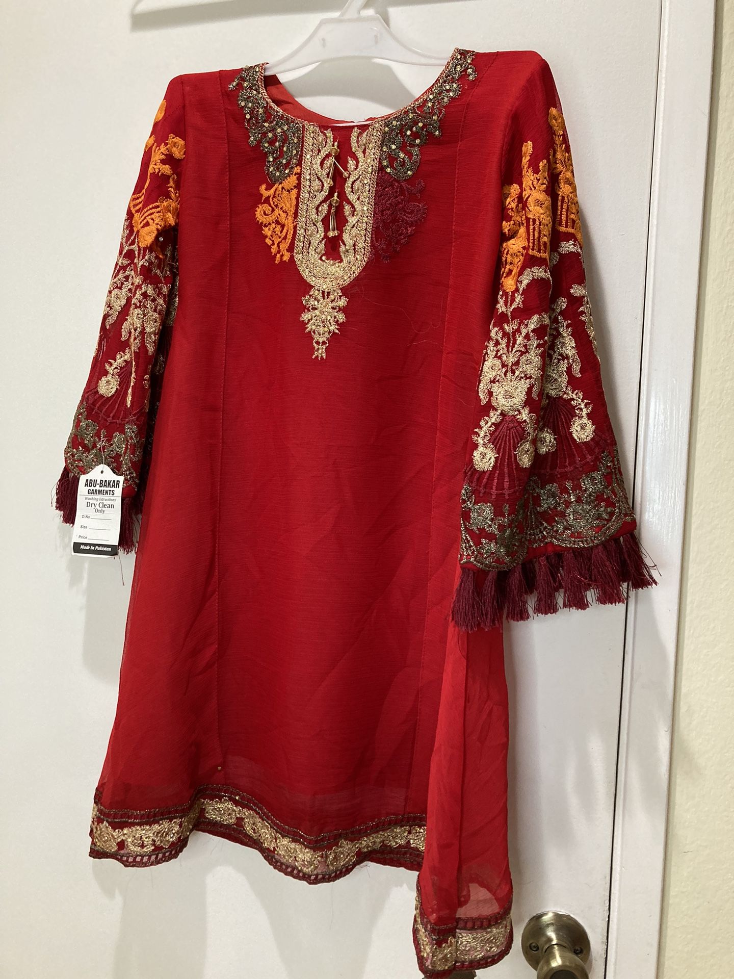 Pakistani Little Girls Cotton Lawn Embroidery Kameez Shalwar 6/7Years Size No. 32