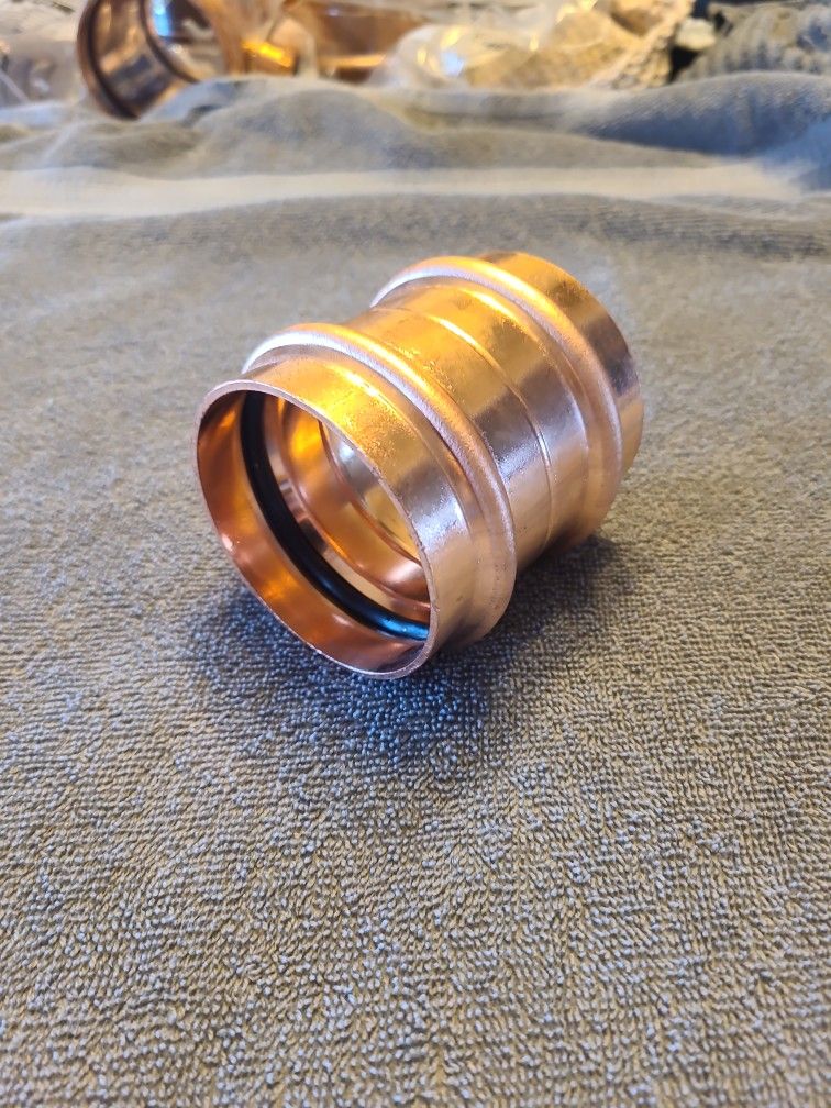 2 1/2" Nibco PC600-RS Coupling