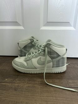 Nike Dunk Mid Green SE Plaid