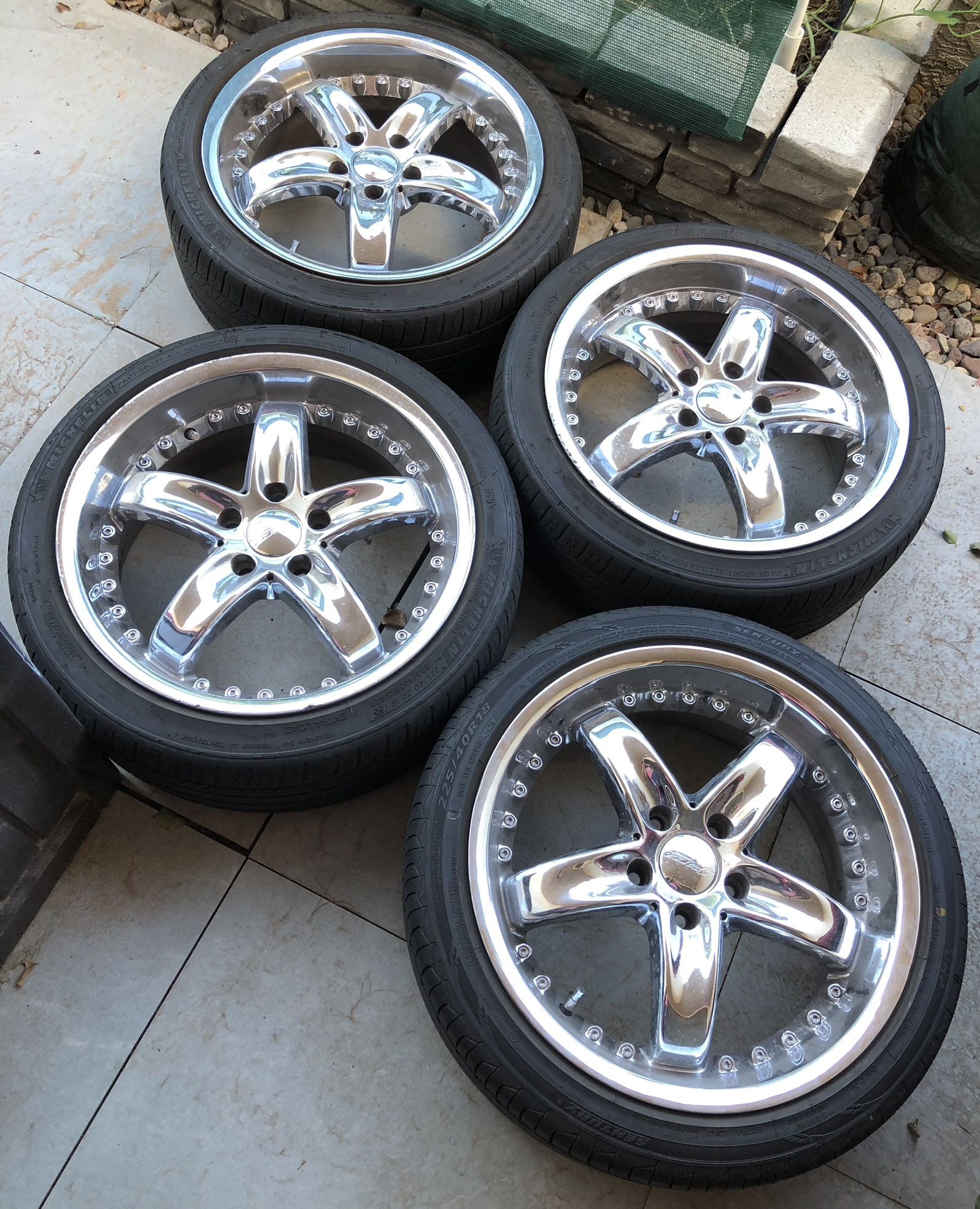 Sporza Wheels - 18” Chrome- Set Of 4