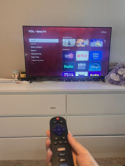 Roku TV 40in