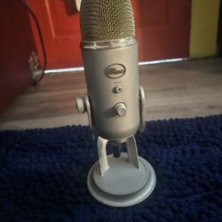 BLUE Yeti USB Condenser Microphone (10th Anniversary)