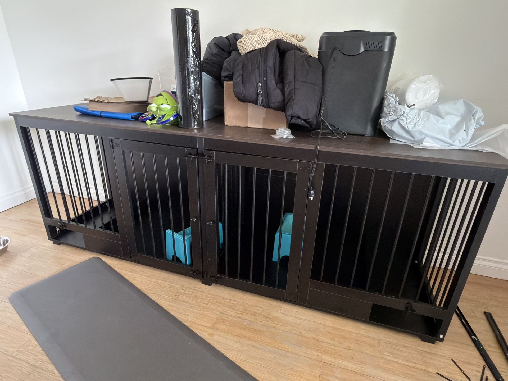 Double Dog kennel With Divider XL 83” Long Furniture