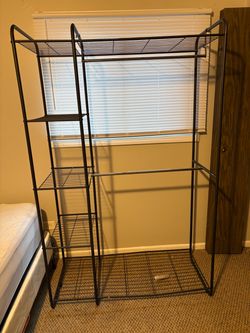 Clothes hanger