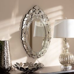 New Silver Finished Venetian Old World Italian Style Accent Wall Mirror