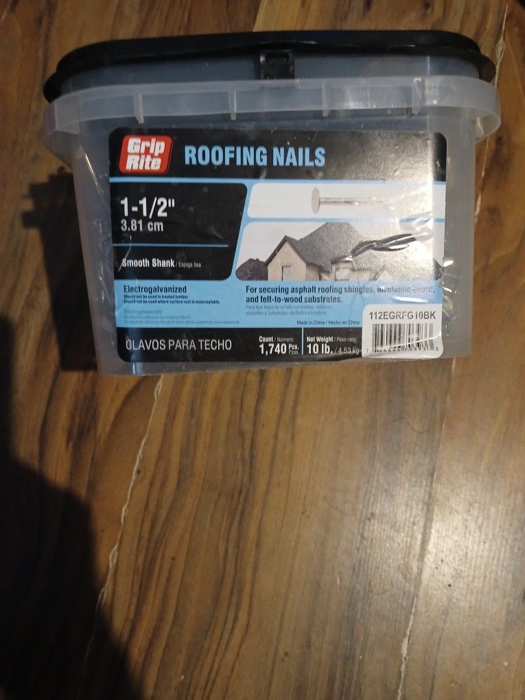 10 Lb Of Inch And A Half Roofing Nails $20