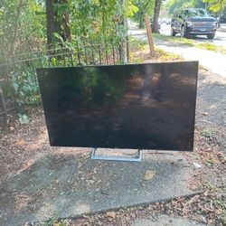 Sony Bravia 65” 4K Ultra HD LED Smart TV (2017 Model) – Only $100!