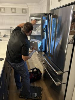 Refrigerator / Fridge/Repair