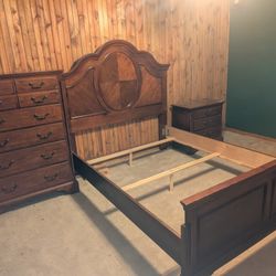 Heavy Wooden Queen Bed 4 Piece Set 