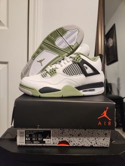 Jordan 4s" Seafoams" DS Size 8.5m Brandnew