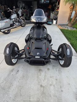 2022 Ryker 900