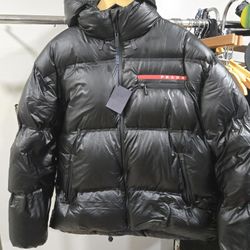 PRADA PUFFER JACKET Worn 2 Times Have Tags 
