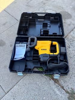 DeWalt Corded Rotary Hammer with Case