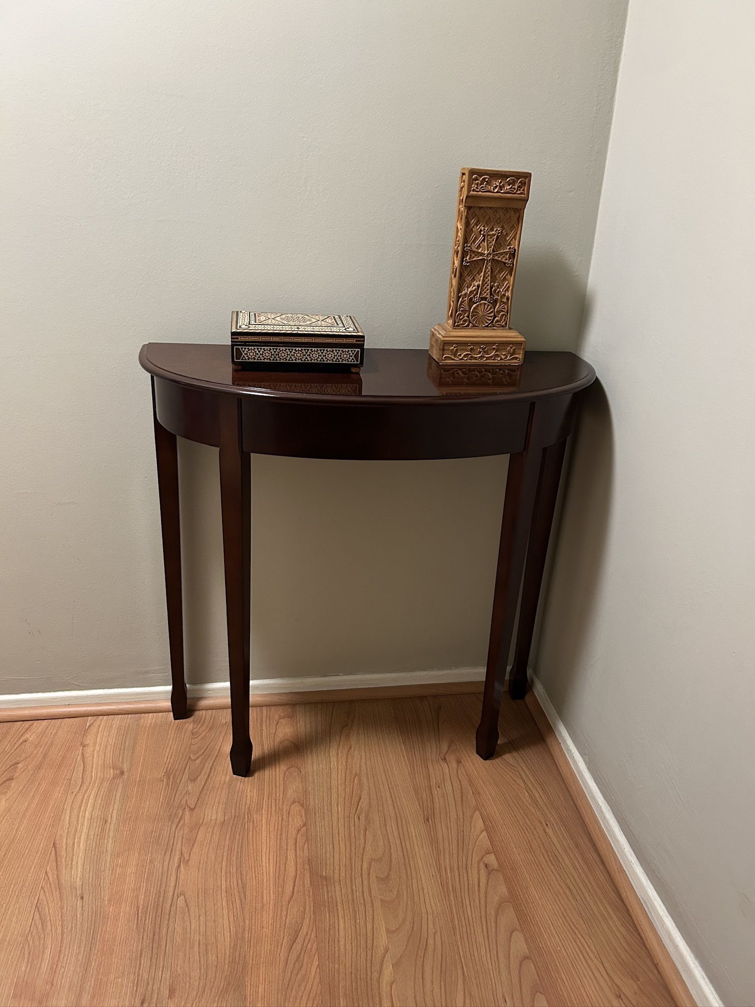 Console Table Bombay Company