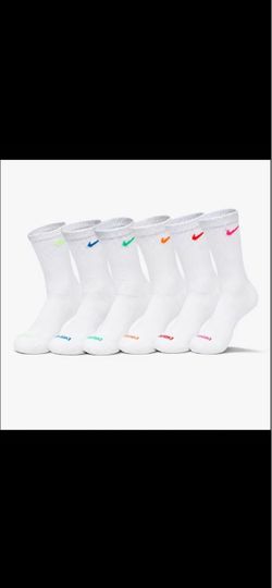 NIKE EVERYDAY DRI FIT MULTI COLORED EVERYDAY SOCKS 🧦 6 PACK 💯% BRAND NEW IN PACKAGING! 🙀