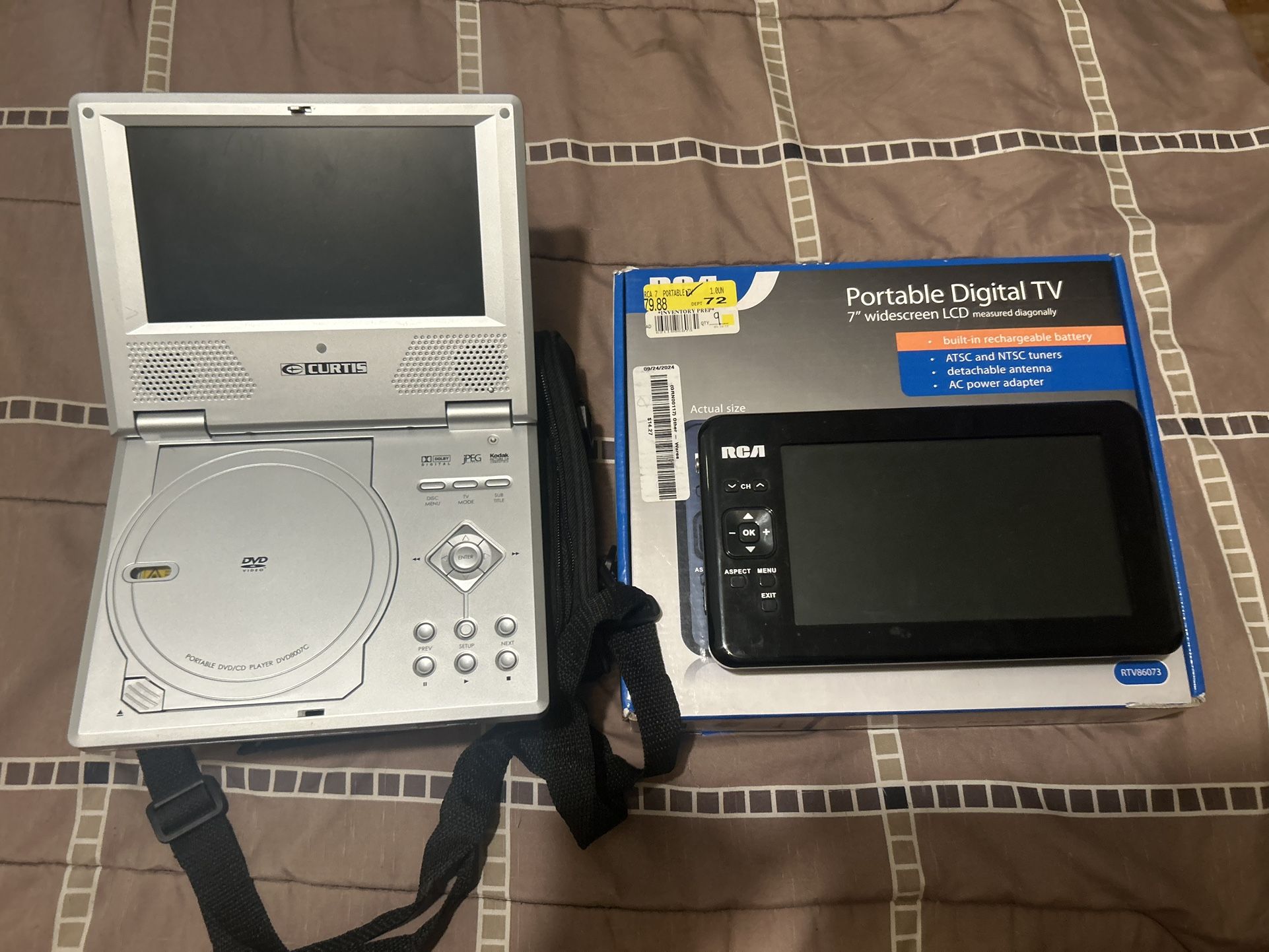 Portable DVD Player & Portable Tv
