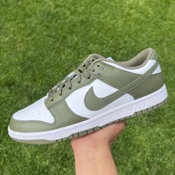 Nike Dunk Low “Medium Olive” 🫒 Size 7.5W/6Y
