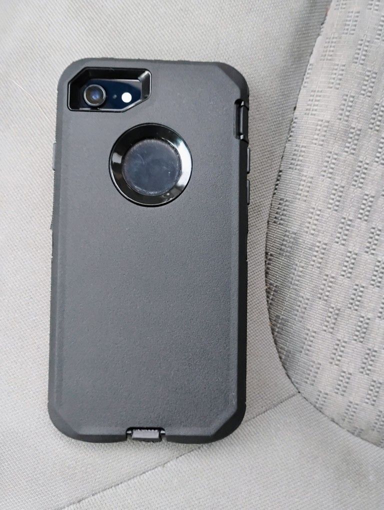 BRAND NEW IPHONE SE 2ND GENERATION $100