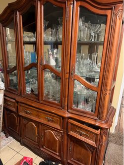 China cabinet
