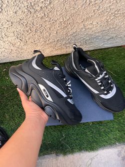 Dior b22