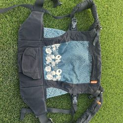 Beco Floral Baby Carrier