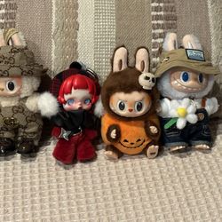 Pop Mart Labubu/Skullpanda