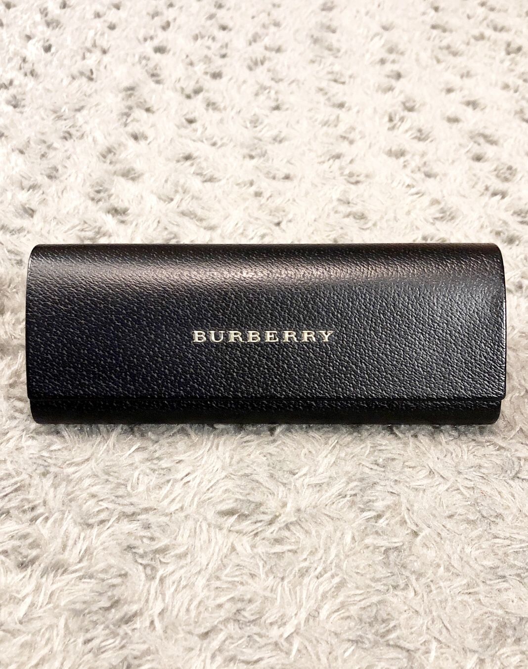 Burberry eyeglasses case Black leather gold logo brand new! Perfect for your replacement case or main case!