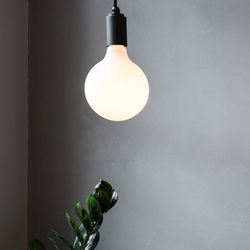 Porcelain III 6W LED Bulb (Set Of 2) - New