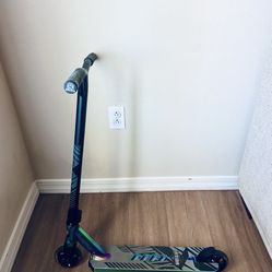 Medd Gear Pro Scooter 